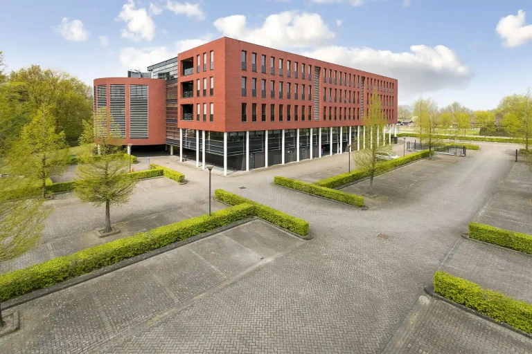 Zijaanzicht appartementen Dongen